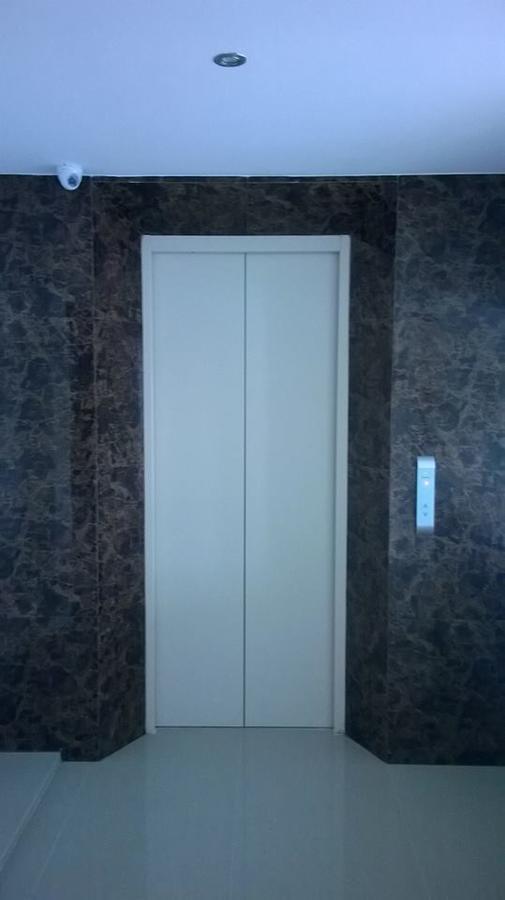 Inthanin Hotel Чиангмай Экстерьер фото